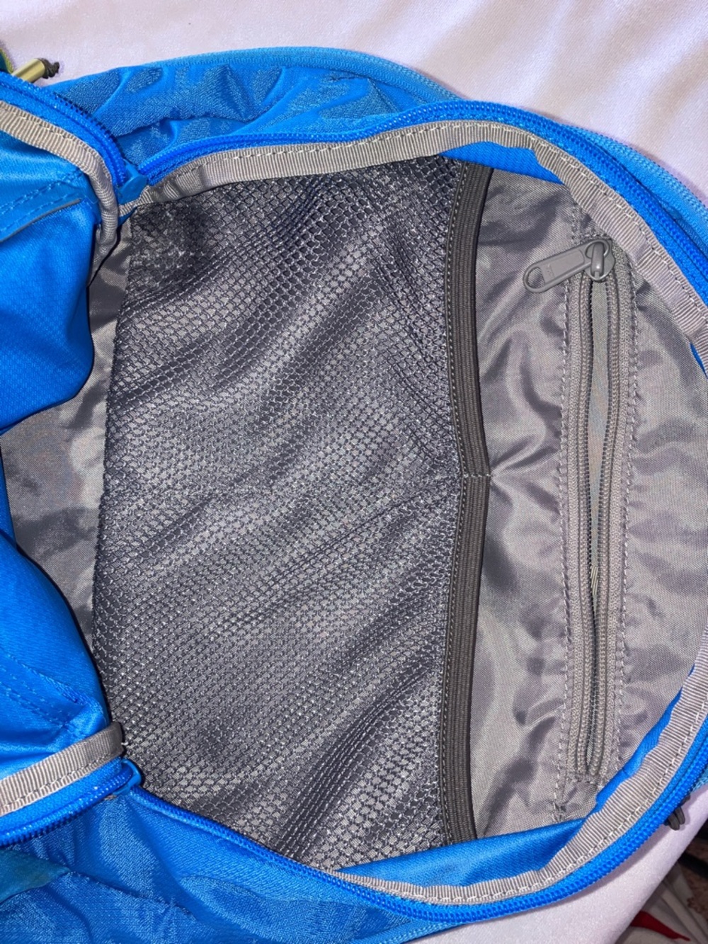 CamelBak Fourteener 20 Daypack Backpack - Picture 10 of 15